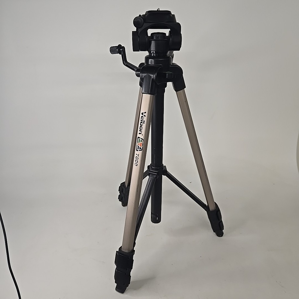 Velbon 7000 Camera Painter Box Tripod w/Bubble Level Adjustable Height
